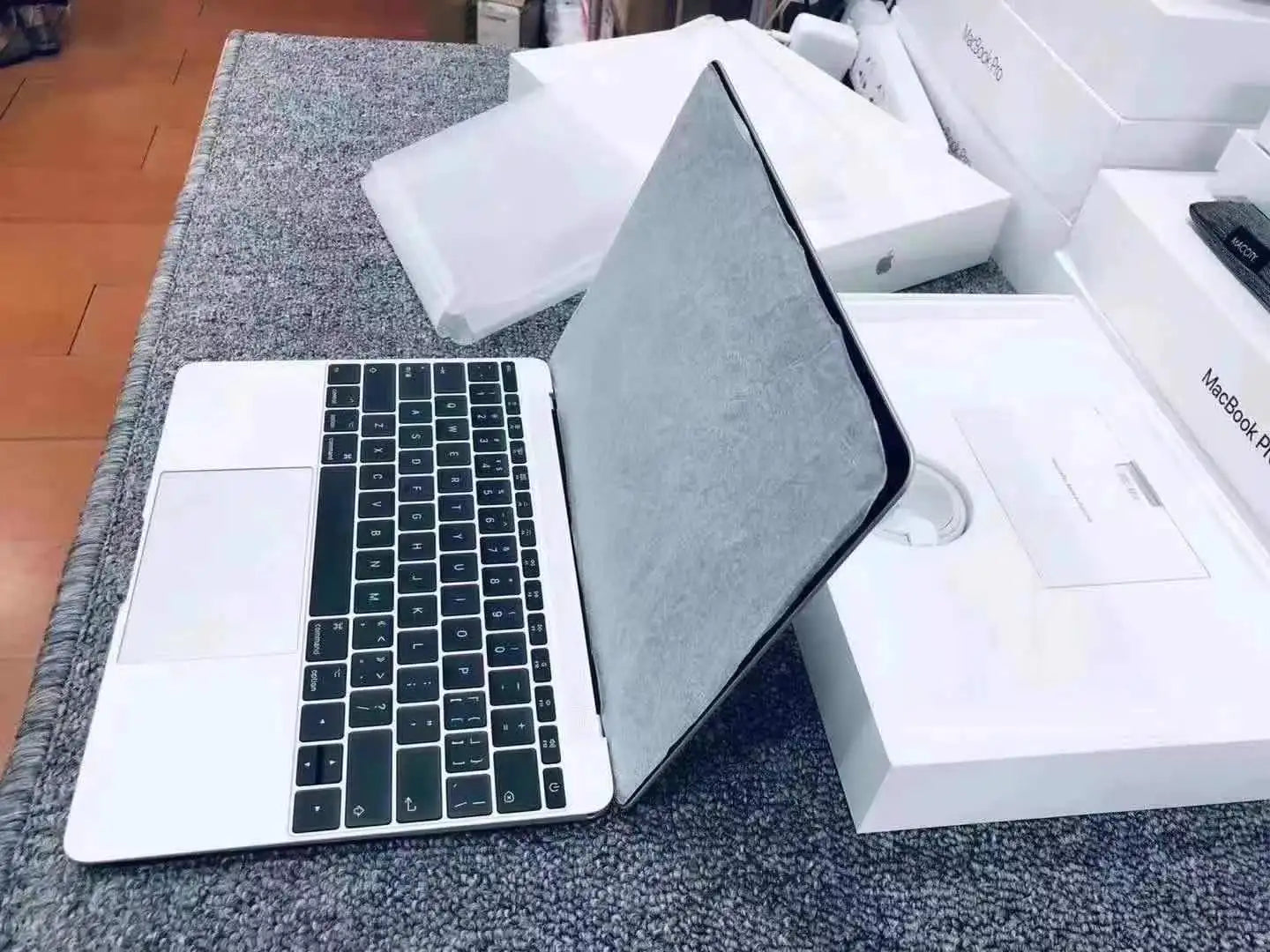2016 Macbook Air Laptop 12 polegadas HD 5300 CPU 8GB RAM 256GB SSD Intel Core Retina Ultra Fino Laptop Original Genuíno WIFI